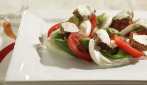 Salade Caprese met Boursin croutons
